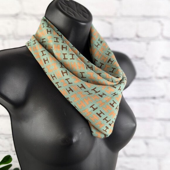 "H" pattern scarf, green orange & brown, magnetic clasp, headwrap neckerchief - Picture 2 of 9